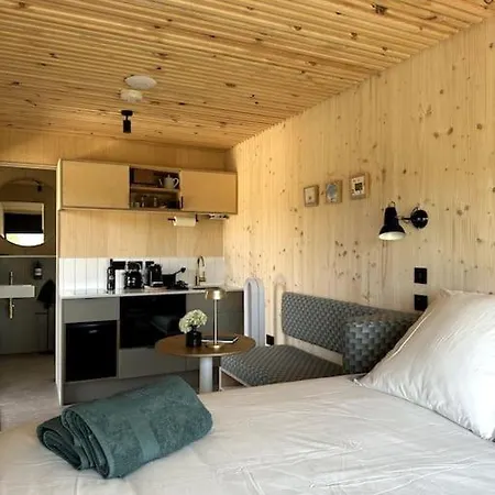 'sable' Vineyard Cabin At Chateau Puynard